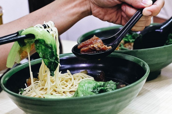 8 quán ăn đường phố được nhận sao Michelin phải ghé thăm ở Hong Kong